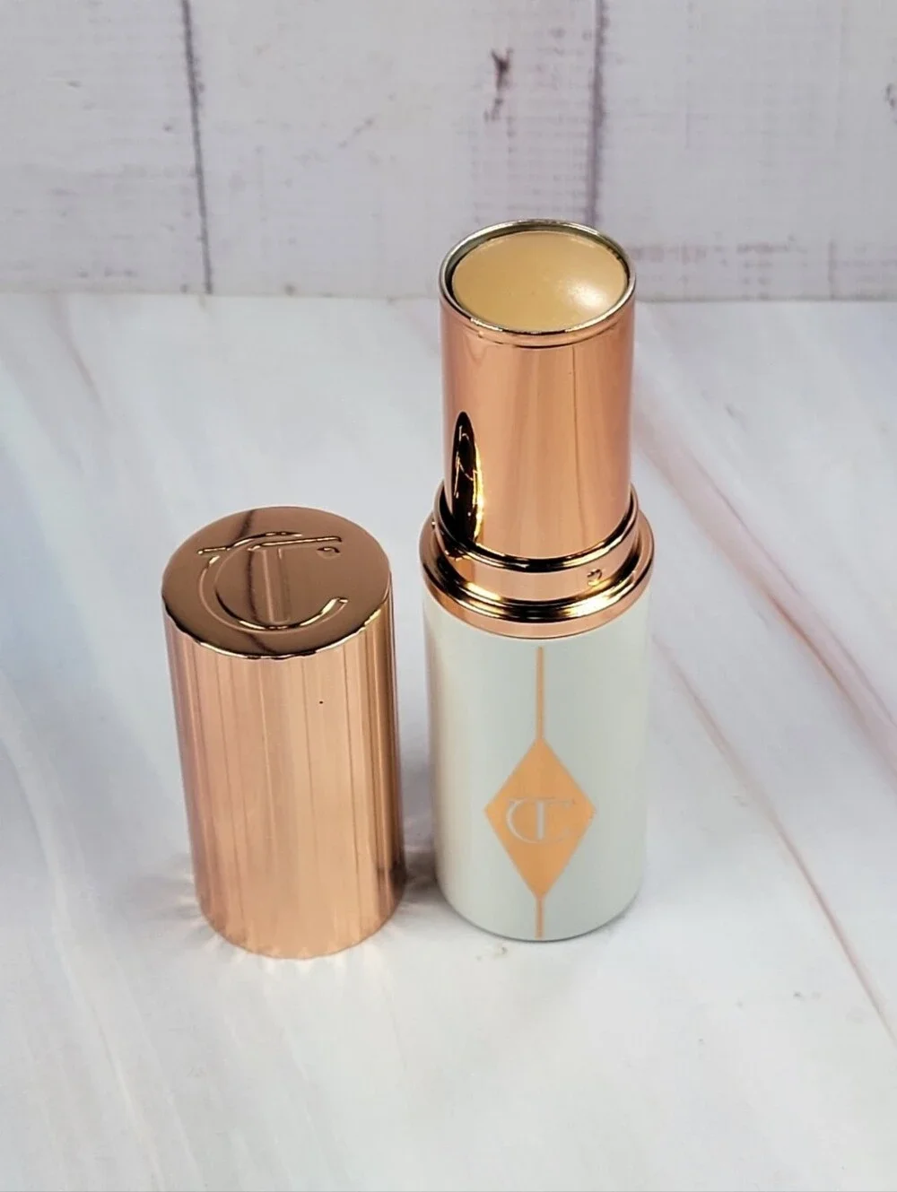 Charlotte Tilbury Unreal Skin Sheer Glow Tint Hydrating Foundation Stick BNIB